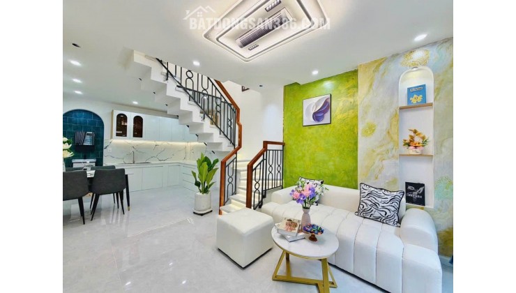 ÔTÔ NHỎ TỚI CỬA  - TRUNG TÂM GÒ VẤP - TẶNG FULL NỘI THẤT XỊN - KHU DÂN TRÍ CAO - CHỈ 4.x TỶ