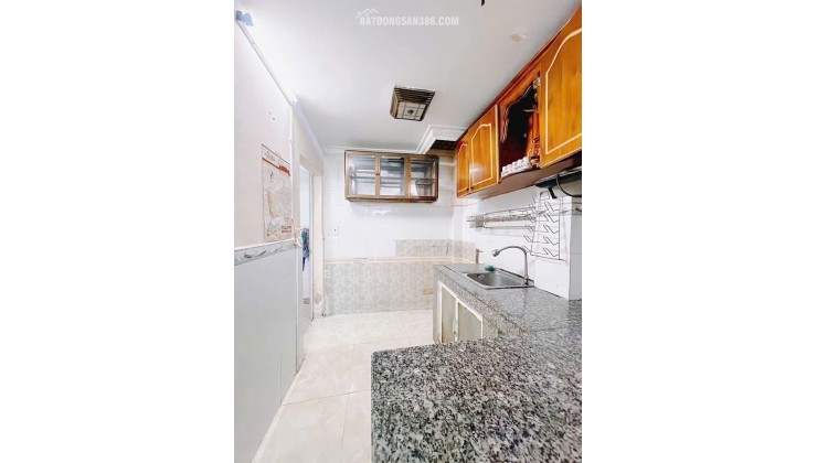 BÁN NHÀ QUẬN 4 – KÈO THƠM KHU DÂN CƯ KHÔNG QUY HOẠCH CÁCH MẶT TIỀN XÓM CHIẾU 30M