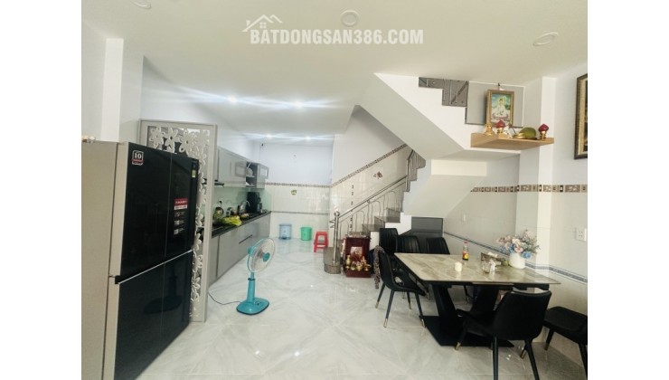 Bán nhà mặt tiền Đường 179 Tân Phú Thủ Đức - 56m2 - 3 Tầng - Nở hậu tài lộc - 8 Tỷ