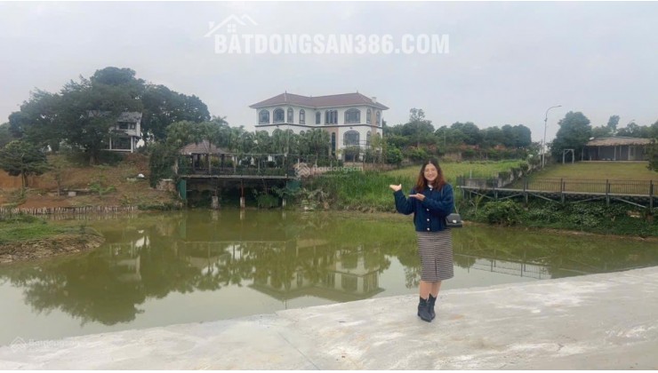 Siêu hiếm lô góc 2 mặt tiền view hồ Đồng Trạng gần ĐHQG, DT 102,5m2 full thổ cư, sẵn sổ