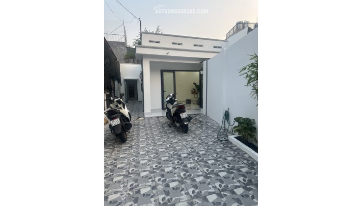 Bán nhà C4 Hiệp Bình Phước Thủ Đức - 105m2 - Nở hậu - Sát QL13 - Giá 4.45 Tỷ