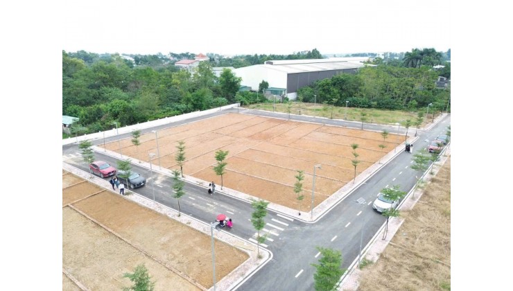 Tuyệt đẹp lô đất 100m full thổ, giá chỉ 2 tỷ, làn 2 quốc lộ 21A