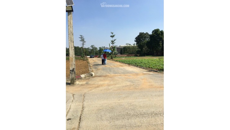 Chính Chủ Bán đất Liền Kề : 101.7m2 đất fun thổ cư. 4.x tỷ . Thôn 7 Phú Cát / Hòa Lạc/ Hà Nội, lh 0966329691