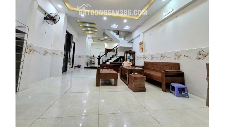 5.5 TỶ – HXH – 80M² – NGANG GẦN 5M, NỞ HẬU 6.8M.P.10, Quang Trung – gần THCS Quang Trung.