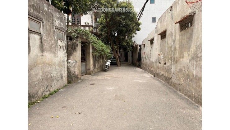 SIÊU PHẨM XUÂN PHƯƠNG - DÂN XÂY - GẦN Ô TÔ - 4 NGỦ - FULL NỘI THẤT - PHÂN KHÚC SIÊU HIẾM.