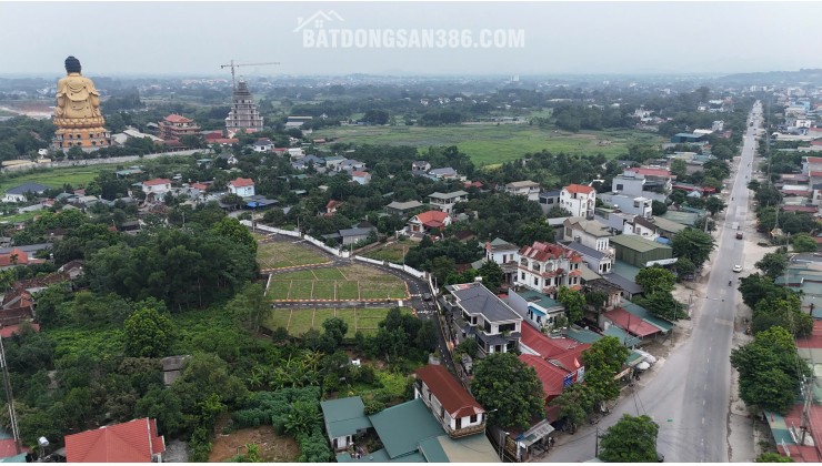 Chính chủ cần bán lô ngoại giao - trục chính rộng 10m - gần đại học QGHN, CNC,mặt đường QL21 - sẵn sổ, full thổ cư