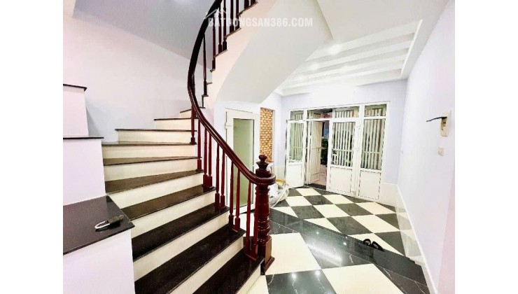 SIÊU PHẨM BA ĐÌNH - VÀI BƯỚC RA LĂNG BÁC - NHỈNH 7 TỶ CÓ NHÀ 5 TẦNG ĐẸP