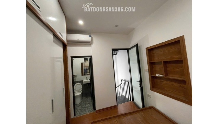 Bán nhà mặt ngõ Thịnh Quang 32/50m2 hơn 6 tỷ oto ngõ thông kinh doanh ở sướng sau quy hoạch ra mặt phố