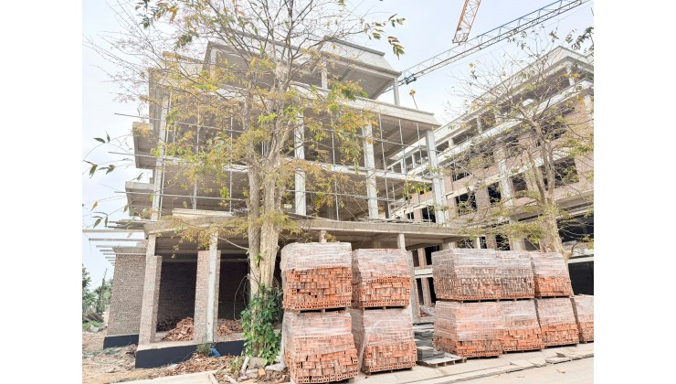 BÁN SIÊU PHẨM LIỀN KỀ  GREEN LITTLE TOWN 100M 5 TẦNG NHỈNH 17 TỶ