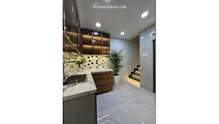 NHÀ ĐẸP LUNG LINH, HXH, NGANG 4M, 4 TẦNG, SHR, PHẠM VĂN CHÍ, 6 TỶ HƠN, QUẬN 6