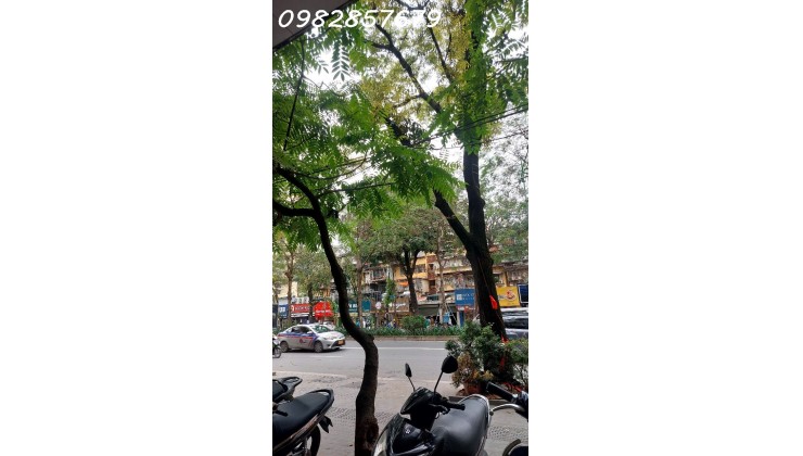 Bán liền kề Láng Hạ,Giarng Võ dt110m2, mặt tiền rộng 7,5  tầng, vị trí đẹp hàng hiếm