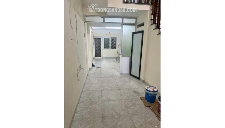 CHÍNH CHỦ CHO THUÊ NHÀ NGÕ 77 BẰNG LIỆT - TRƯỜNG CHU VĂN AN ĐI VÀO 200M .