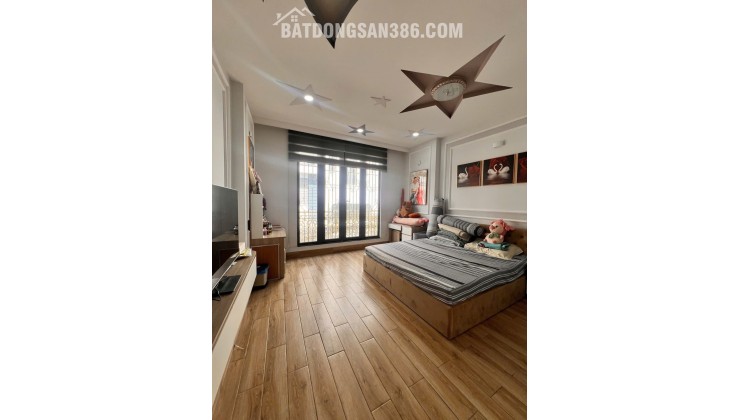 Bình Tân: Bán nhà 4 tầng, 59m2 Liên Khu 4-5, 4PN, sổ hồng, giá 7.5 tỷ, vị trí đẹp, tiện ích đầy đủ, liên hệ 0935911385!