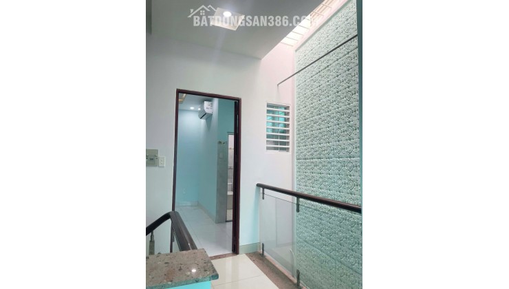Bình Tân: Bán nhà 4 tầng, 4pn, 54m2, sổ hồng, hẻm 12, giá 5 tỷ, vị trí vàng, ở ngay! 0935911385