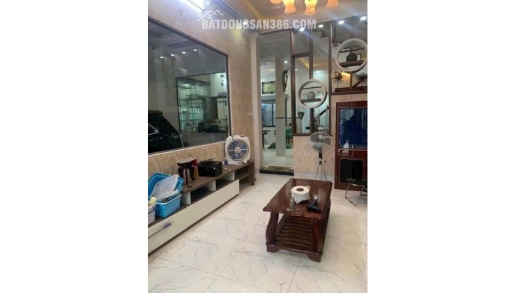 NHÀ PHƯỚC KIỂN- 3TẦNG- 135M2- CHO THUÊ 12TR/TH- HOAN CÔNG ĐẦY ĐỦ- CHỈ 6Ty1