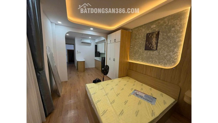 70m2 dòng tiền 45tr/th đường trước nhà 13m, vỉa hè, nhà 2 thoáng vv Nhà mặt phố Văn Cao - Tân Phú