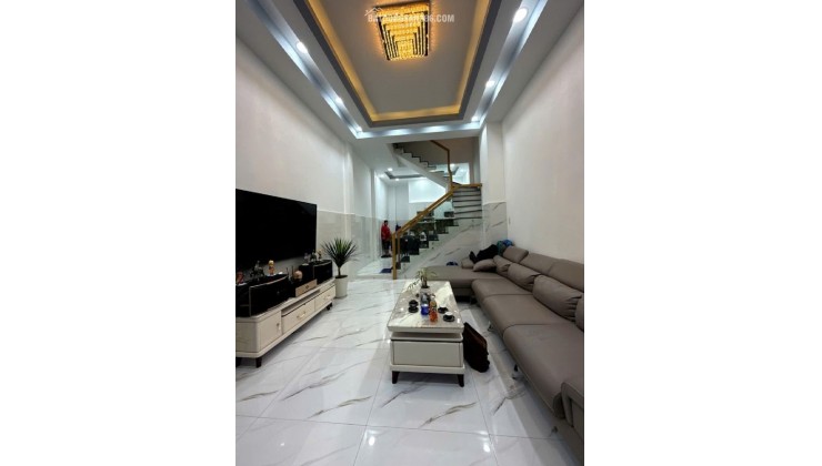 NHÀ MỚI ĐẸP 4TẦNG BTCT- FULL NỘI THẤT- 55M2- HOAN CÔNG ĐẦY ĐỦ- CHỈ 5Ty3- NHÀ BÈ