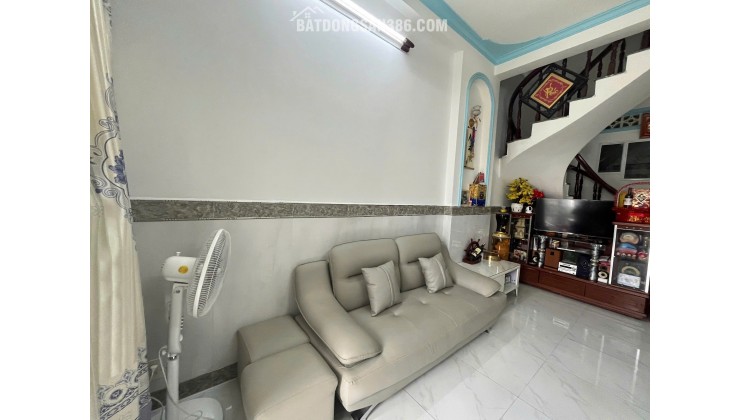 BÁN NHÀ CHÍNH CHỦ: NHỎ, ĐẸP, CHẮC CHẮN, HẺM THÔNG - RỘNG, KDC THÂN THIỆN. LH:0989051114.