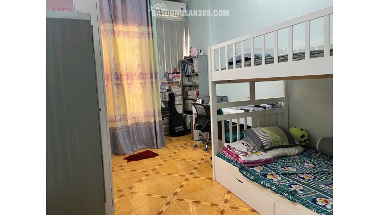 BÁN NHÀ CHÍNH CHỦ: NHỎ, ĐẸP, CHẮC CHẮN, HẺM THÔNG - RỘNG, KDC THÂN THIỆN. LH:0989051114.