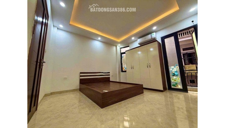 HIẾM ĐẤT HOÀNG MAI, Ô TÔ VÀO ĐẤT, GIÁ ĐẦU TƯ 50M CHỈ 200TR/M