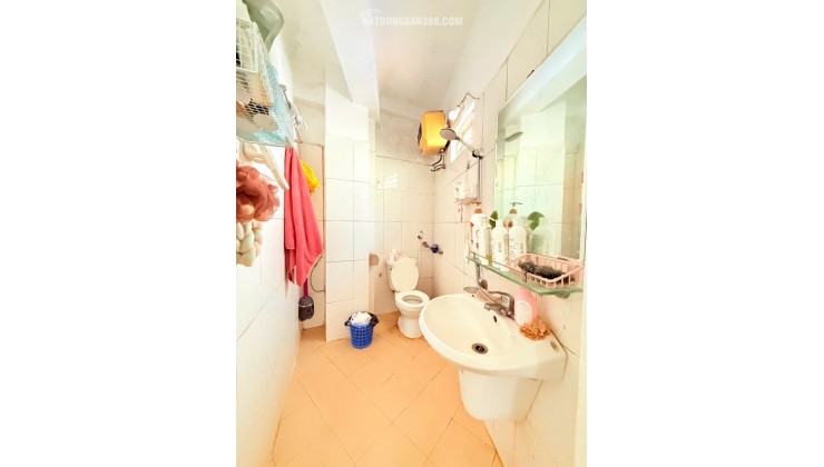  BÁN NHÀ SIÊU HIẾM LÊ TRỌNG TẤN – NGÕ THÔNG – 5M RA Ô TÔ TRÁNH – SÁT PHỐ- -NGÕ THÔNG- KINH DOANH‼
Ngõ thông 69A.131 Hoàng Văn Thái