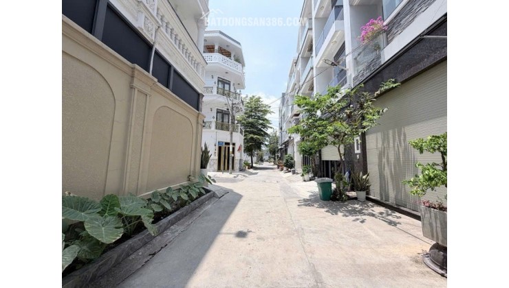 CHỈ 7.x TỶ- NHÀ 4 TẦNG- GẦN HOÀNG QUỐC VIỆT- HUỲNH THỊ ĐỒNG- HXH 6M- DT 4.6 x 12 - 2 LẦU- 4PN- HOÀN CÔNG.