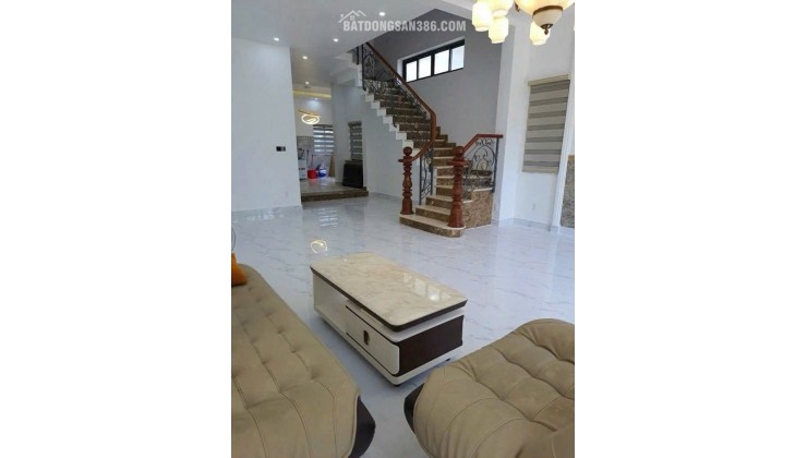 Giảm S.O.C CHỈ 8Ty9
BIỆT THỰ- ĐƯỜNG 10M- 191M2- 2TẦNG- NGANG NỞ HẬU 9.5M- LÊ VĂN LƯƠNG