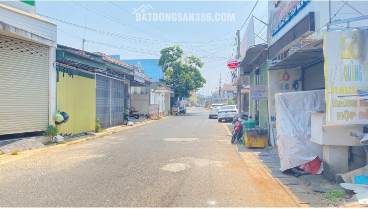 Mặt tiền phạm ngũ lão, trung tâm sầm uất của đức trọng, lâm đồng