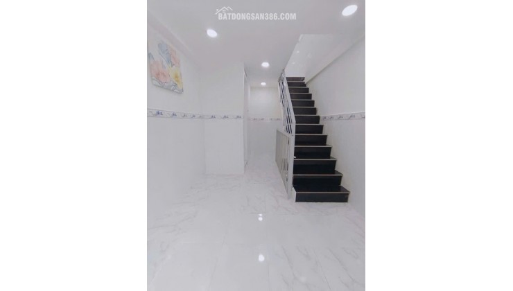 BÁN NHÀ MỚI - 2 TỶ HƠN - 3 TẦNG - SỔ HỒNG RIÊNG - GẦN BỆNH VIỆN CHỢ RẨY - QUẬN 11