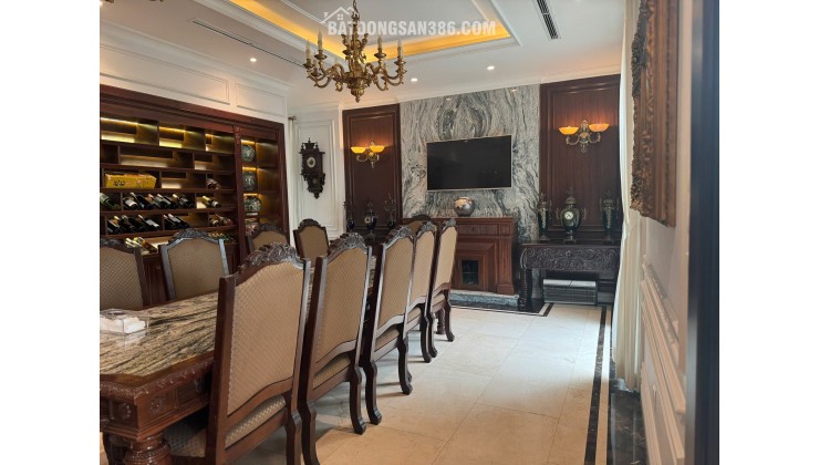 Cực hiếm 2 đơn lập hoa sữa đập thông 1 hầm xây 4 tẩng nổi DTXD hơn 900m sử dụng. Lh:0979144000