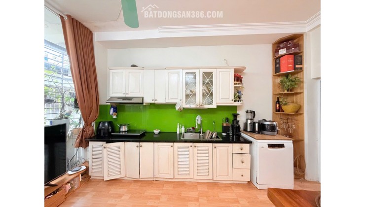 NHÀ PHỐ HOÀNG VĂN THÁI – Ô TÔ ĐỖ CỬA – KINH DOANH – DÒNG TIỀN TỐT