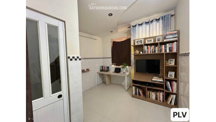 Bán nhà ngay chợ Tân Bình - 35m2 - 4 tầng kiên cố - chỉ 4.5 tỷ(tl)