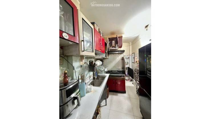 Bán nhà Lạc Long Quân, P10, Tân Bình - 4 tầng - 35m2 - chỉ 4.5 tỷ