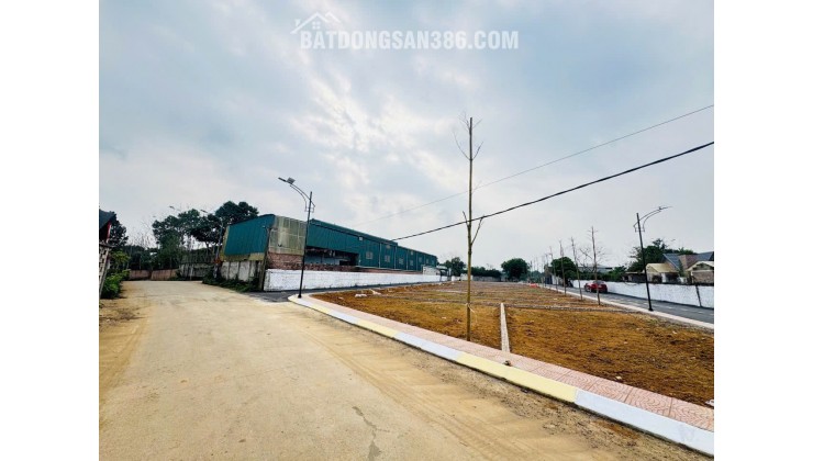 ĐẤT ĐẦU TƯ HÀ NỘI MÀ CHỈ NHÌNH 3 TỶ. SẴN SỔ CÔNG CHỨNG