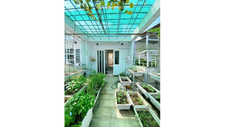 Bán nhà 5 tầng Hoàng Hoa Thám, Bình Thạnh - 37m2, 7.9 tỷ, 4PN, SH