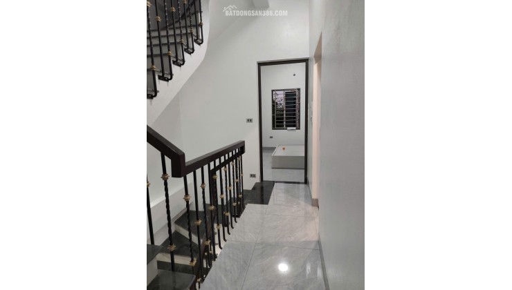 DUYÊN THÁI – THƯỜNG TÍN 46.6M² – 4T – Ô TÔ ĐỖ CỬA, SỐNG SƯỚNG