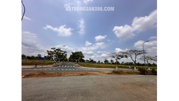 Bán lô đất đẹp KĐT Đông Tăng Long Quận 9 - 100m2 - Đường 10m có lề - Chỉ 8 Tỷ