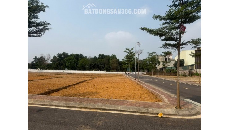 Bất ngờ với giá lô đất sát ĐHQG có thể xây kinh doanh ngay tạiHòa Lạc