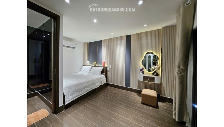 Nhà gần Trường Đại Học Công Thương Tân Phú - 3 tầng - 3PN - tặng full n ội thất - 3.65 tỷ