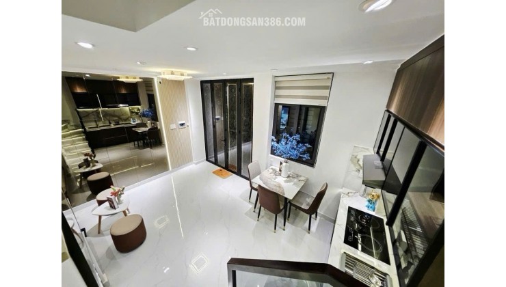 Nhà gần Trường Đại Học Công Thương Tân Phú - 3 tầng - 3PN - tặng full n ội thất - 3.65 tỷ