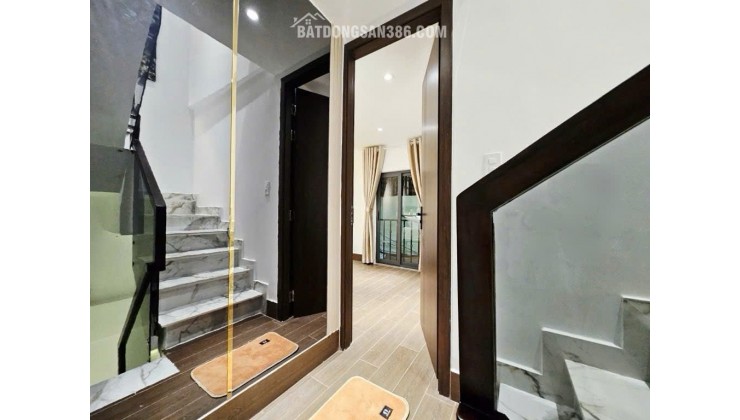 Nhà gần Trường Đại Học Công Thương Tân Phú - 3 tầng - 3PN - tặng full n ội thất - 3.65 tỷ