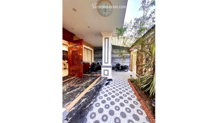 Biệt thự khu TECCO - đường lề 30m - xe hơi đậu trước nhà - (10x21m) - 3 tầng - hơn 22 tỷ(tl)