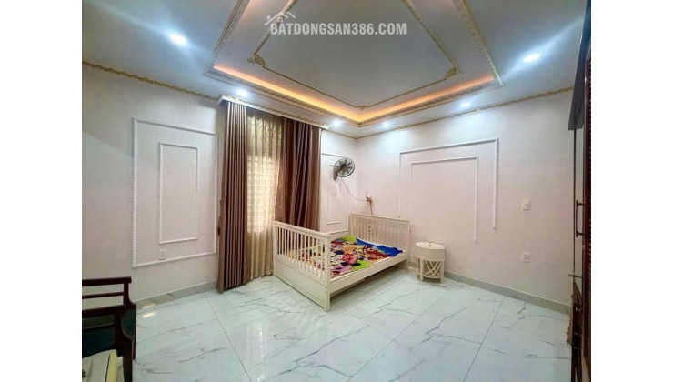 Biệt thự khu TECCO - đường lề 30m - xe hơi đậu trước nhà - (10x21m) - 3 tầng - hơn 22 tỷ(tl)