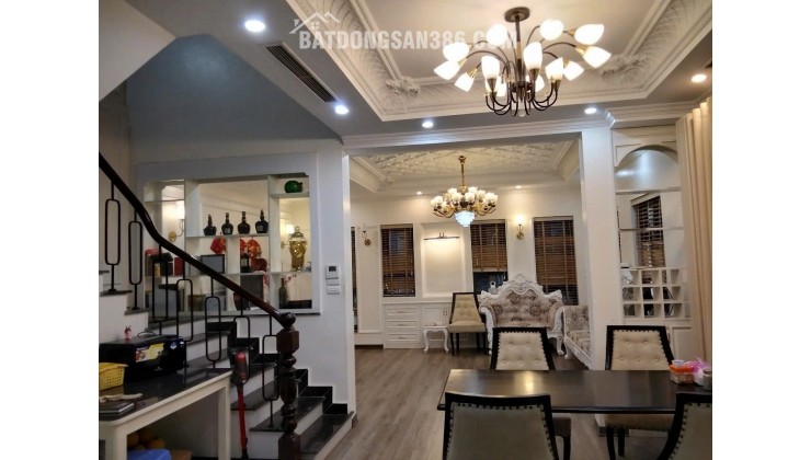 Nhà hiếm phố cổ Ngọc Lâm - Long Biên