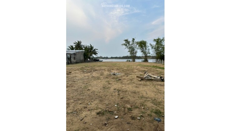 BÁN ĐẤT MẶT TIỀN NGUYỄN TRI PHƯƠNG – SÁT SÔNG THU – HỘI AN. LH:0903597565