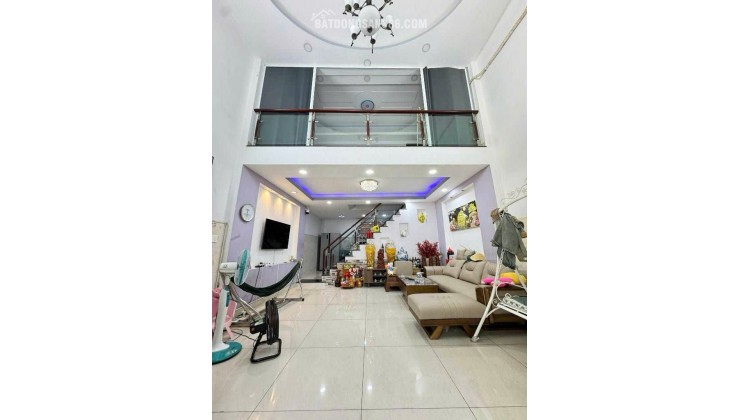 Bán nhà 1/ Trịnh Đình Trọng, Tân Phú - 3 tầng - ngang 5.5m - HXH - 4PN - hơn 7.5 tỷ(tl)