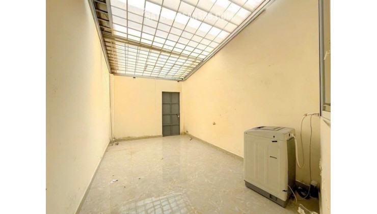 NHÀ RIÊNG HUỲNH TẤN PHÁT Q7 – 3 x16M – 2 TẦNG – 2PN 2WC