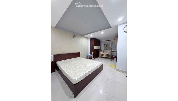 Mặt tiền Đỗ Nhuận, Tân Phú - DTSD 250M2 - 4 tầng - Kinh Doanh - 9.x tỷ