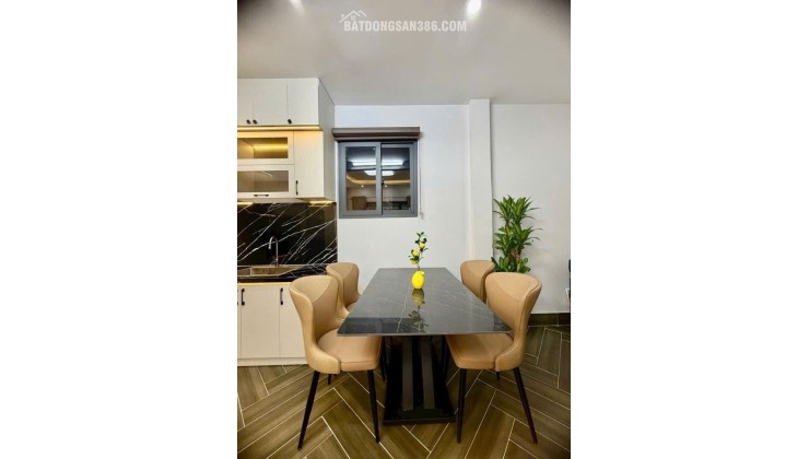 SIÊU PHẨM HÓT- HUỲNH TẤN PHÁT - NGANG 8M - 3 TỶ HƠN - GIÁP QUẬN 7.