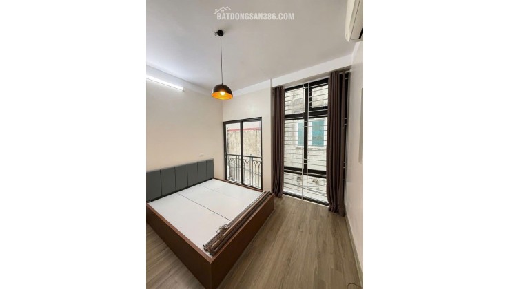 Hàng hiếm !!!! Nhà thượng thanh 44m2. 5 tầng dân xây - ô tô đỗ tận cửa - giá chỉ hơn 6 tỷ